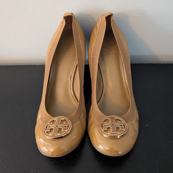 Tory Burch Shoes Caroline Patent Leather Wedge Pumps - Picture 2 of 8